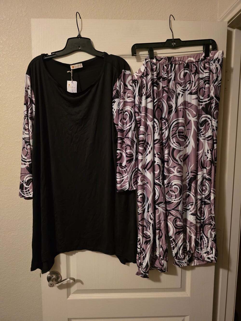 NWT Sunflower By Firmiana Two Piece Outfit Size 3X Multicolor